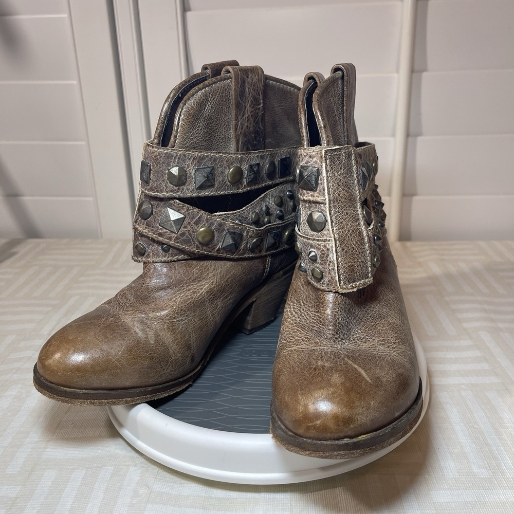 Corral Circle G Ladies Saddle Brown‎ Studded Strap Ankle Boots Size 6M